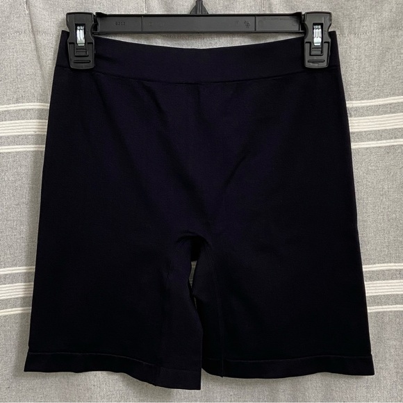 VANITY FAIR / Radiant Light Smoothing Shapewear Shorts Size 2XL - Picture 2 of 5